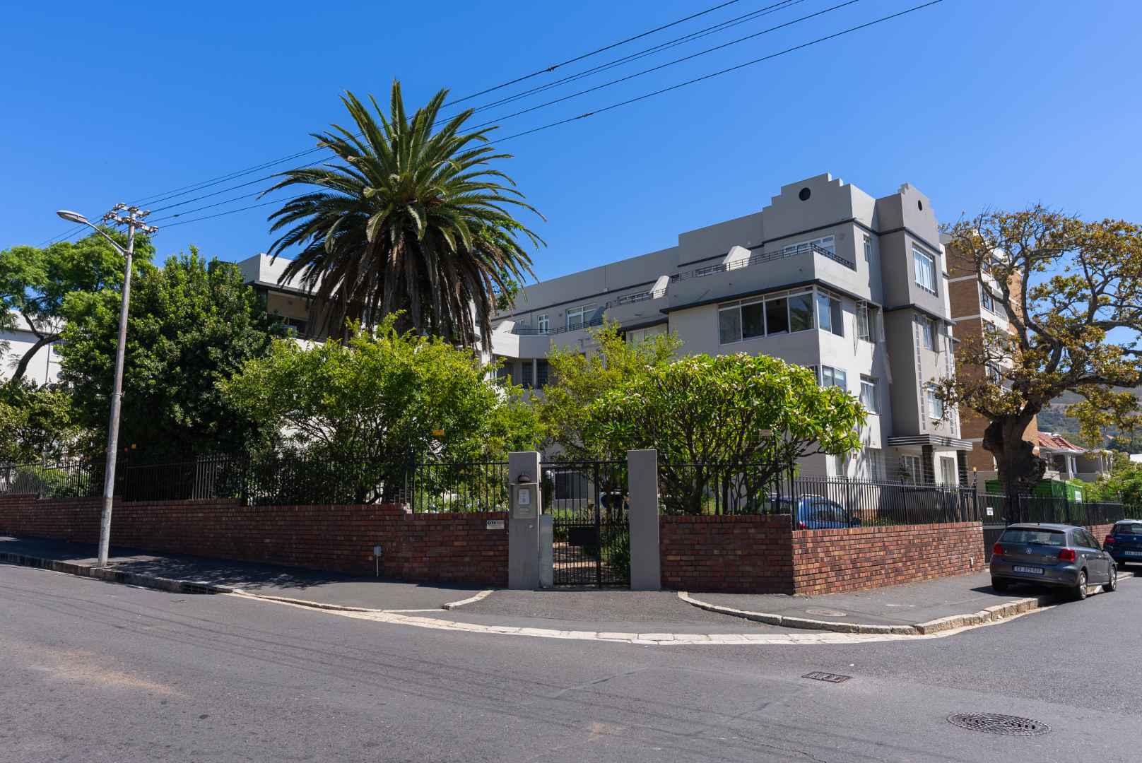 To Let 1 Bedroom Property for Rent in Gardens Western Cape